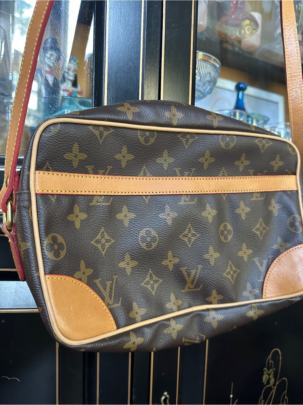 Camera Bag - Picture 2 of 7